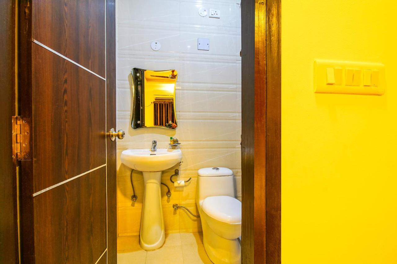 Fabexpress Tp Suite Near Igi Airport New Delhi Bagian luar foto
