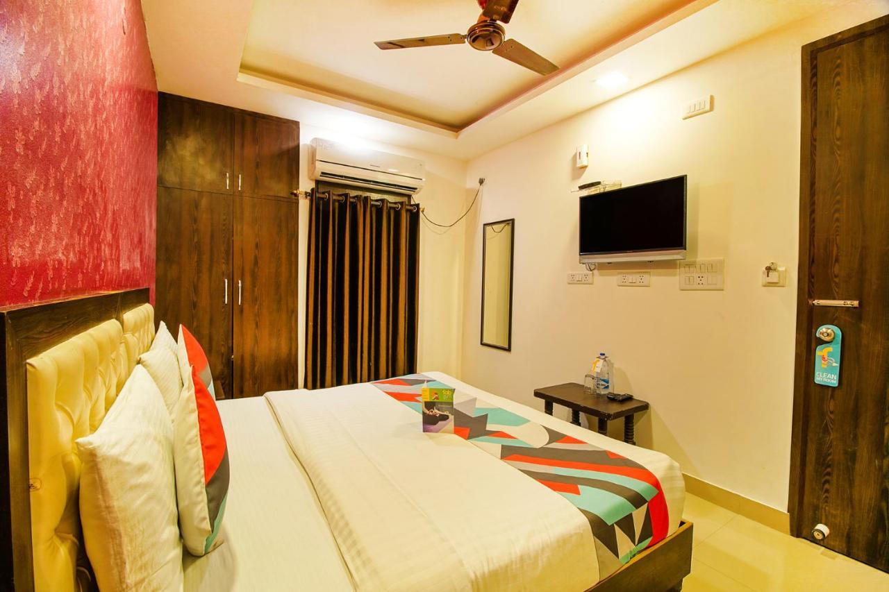 Fabexpress Tp Suite Near Igi Airport New Delhi Bagian luar foto