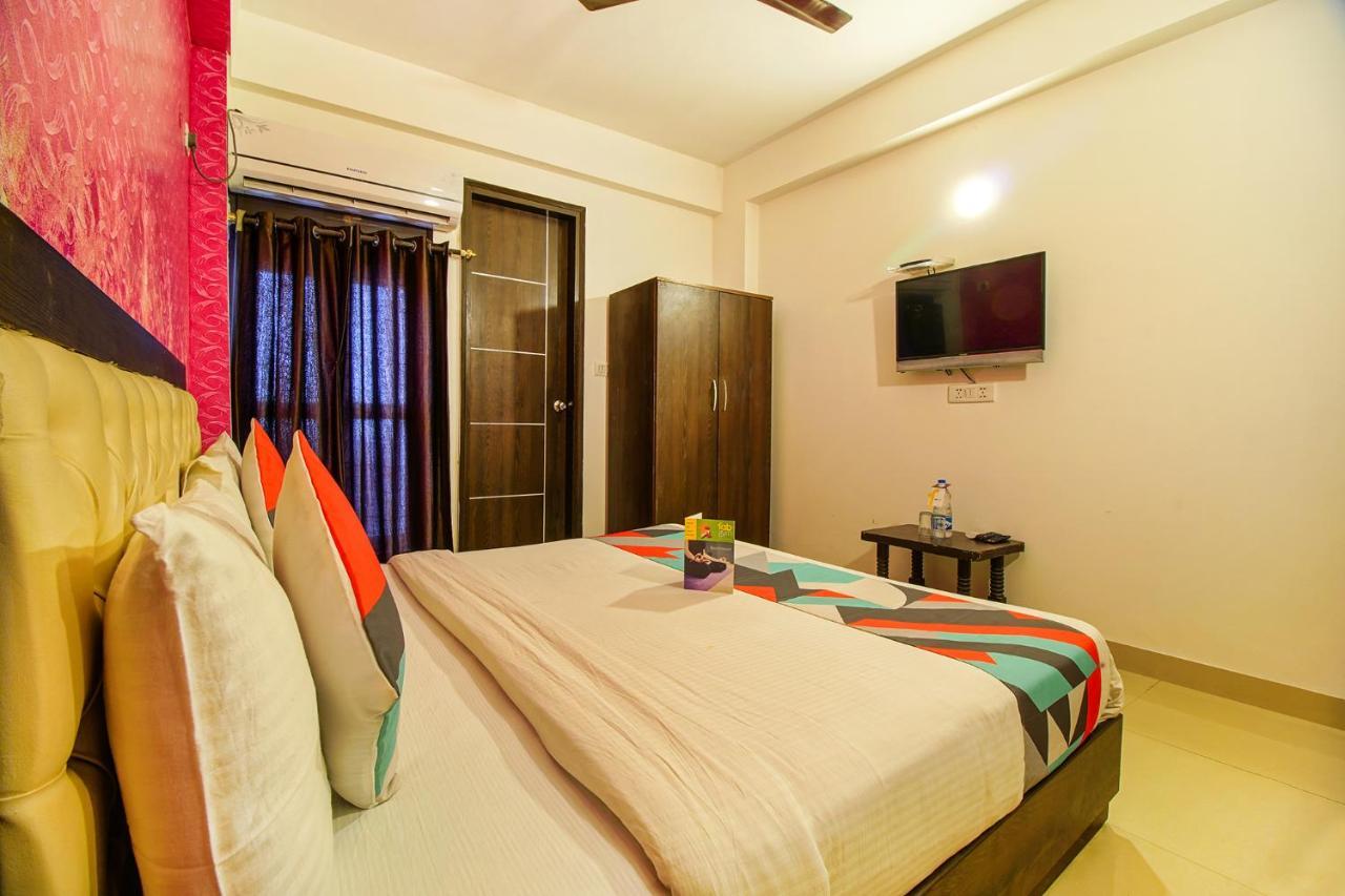 Fabexpress Tp Suite Near Igi Airport New Delhi Bagian luar foto