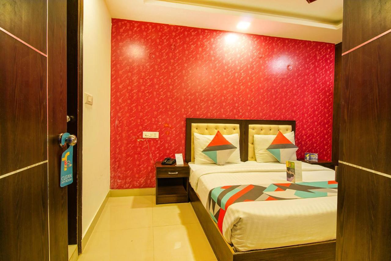 Fabexpress Tp Suite Near Igi Airport New Delhi Bagian luar foto
